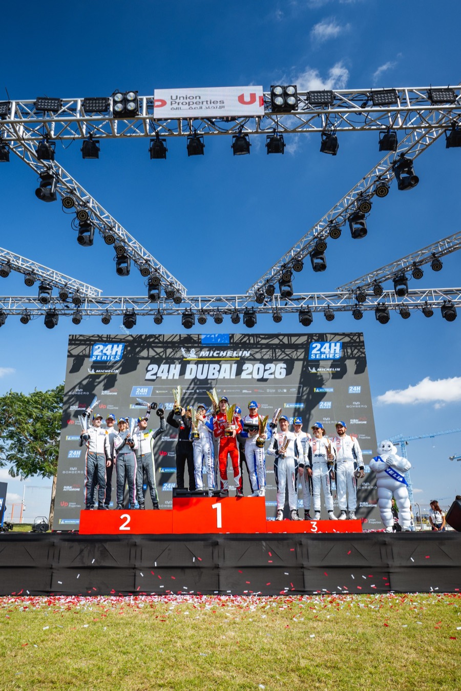 The class podium at the 24H Dubai 2026, the crew on the top step